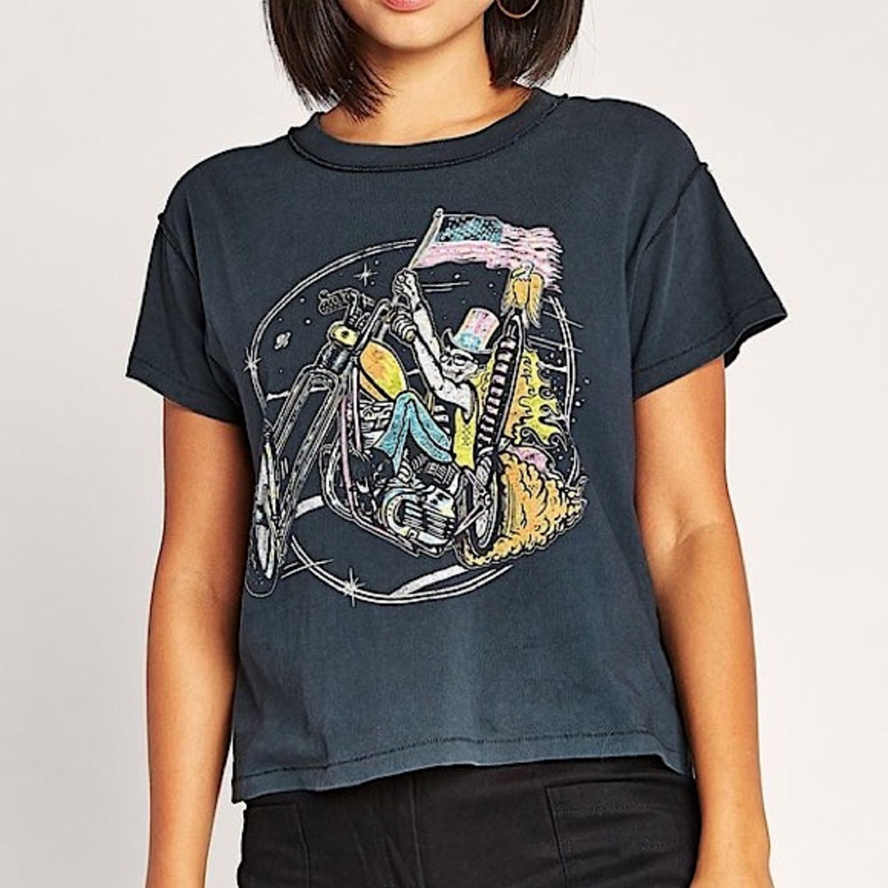 Daydreamer Keep On Rollin Reverse Graphic Girlfriend Tee